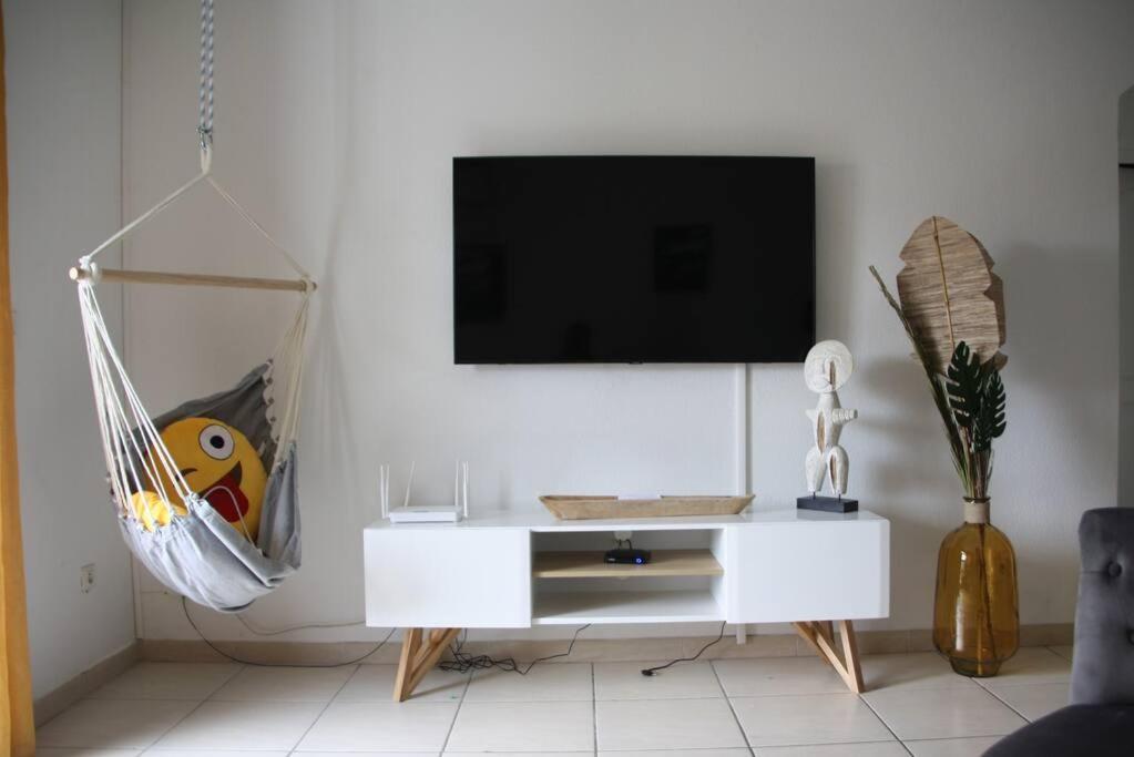 Apt 2 Chambres Vue Lagon Sandy Ground Ngoại thất bức ảnh